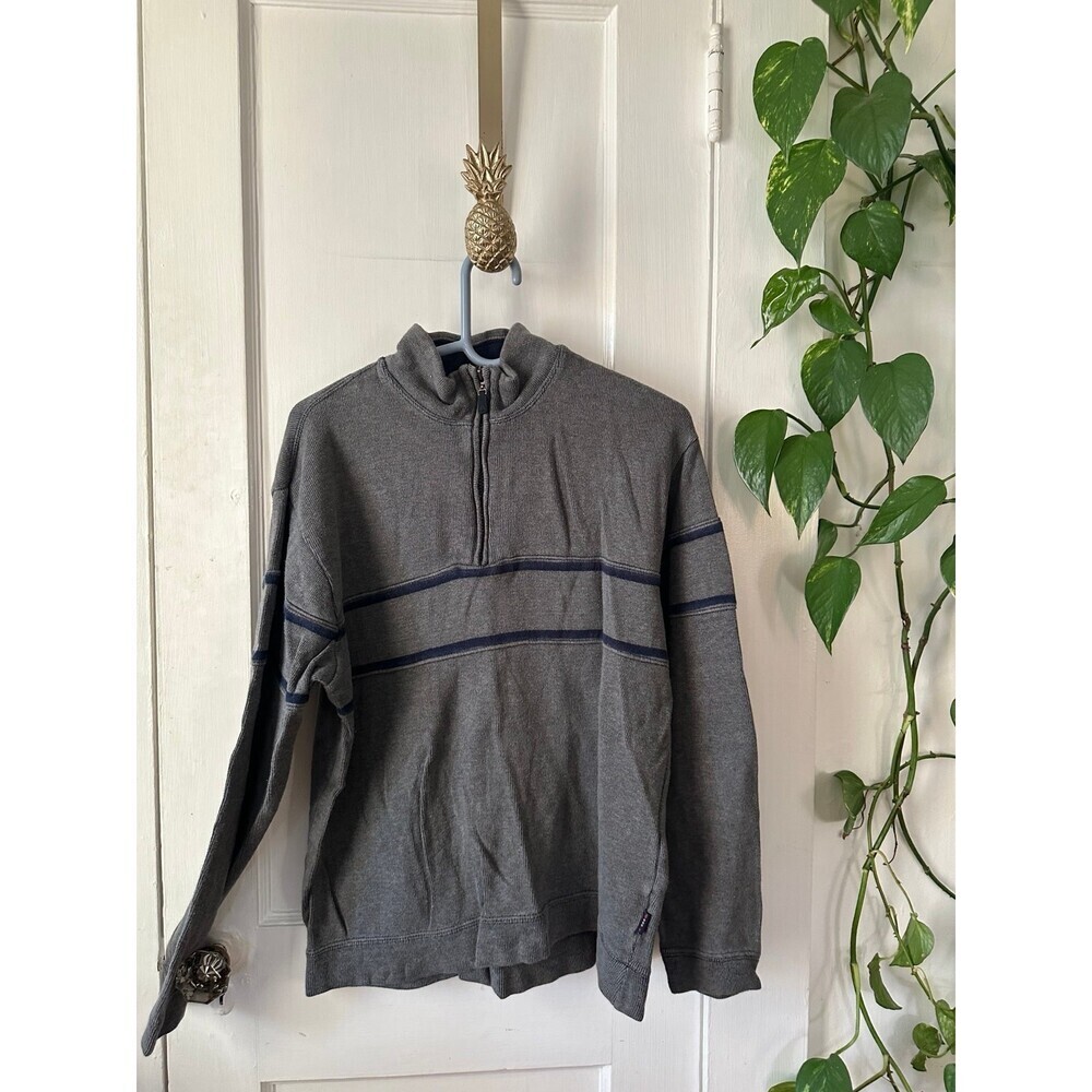 Arrow men’s size medium, long sleeve gray sweater